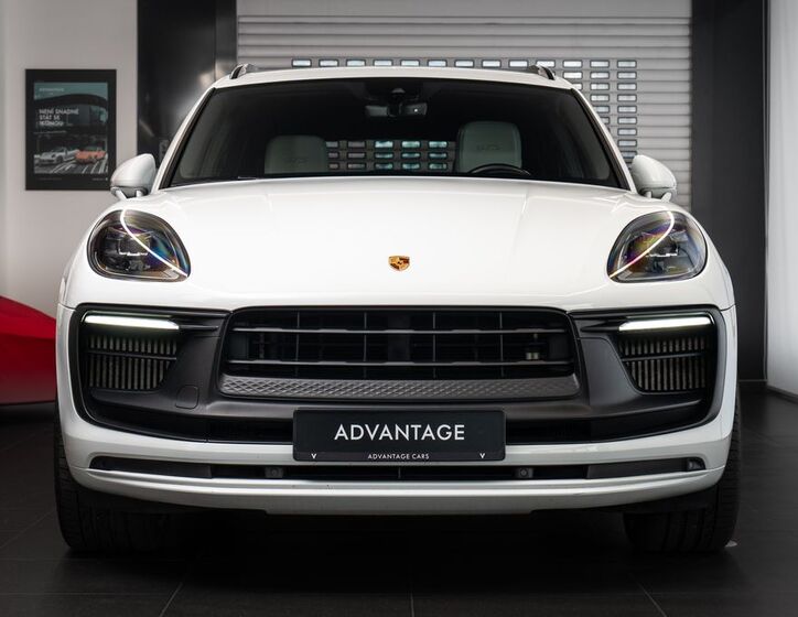 Porsche Macan 2
