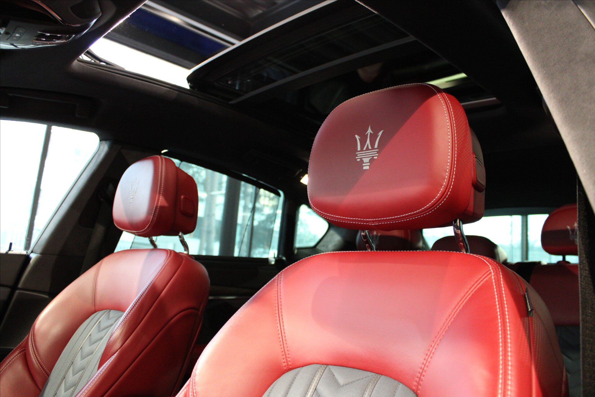 Maserati Levante SUV / Terénní 3,0 l 316 kw