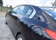 Renault Latitude Sedan / Limuzína 2,0 l 110 kw