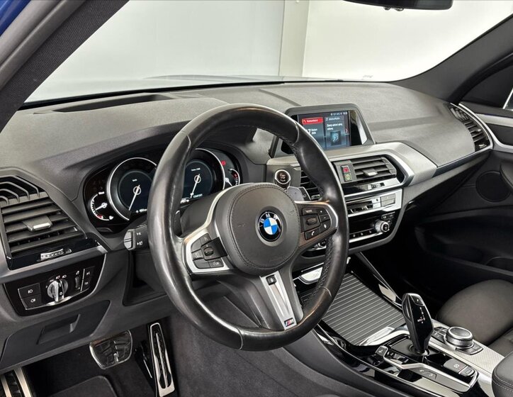 BMW X3 SUV / Terénní 2,0 l 140 kw