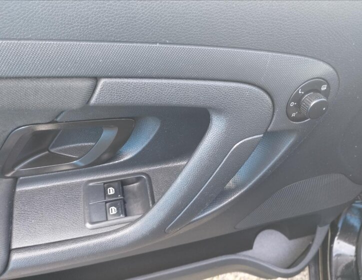 Škoda Roomster MPV 1,2 l 63 kw