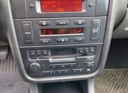 Peugeot 406 Sedan / Limuzína 2,0 l 80 kw