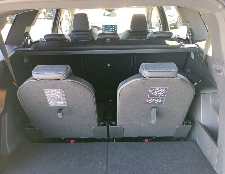 Peugeot 5008 SUV / Terénní 1,5 l 96 kw