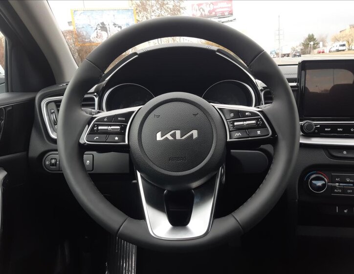 KIA XCeed SUV / Terénní 1,6 l 110 kw