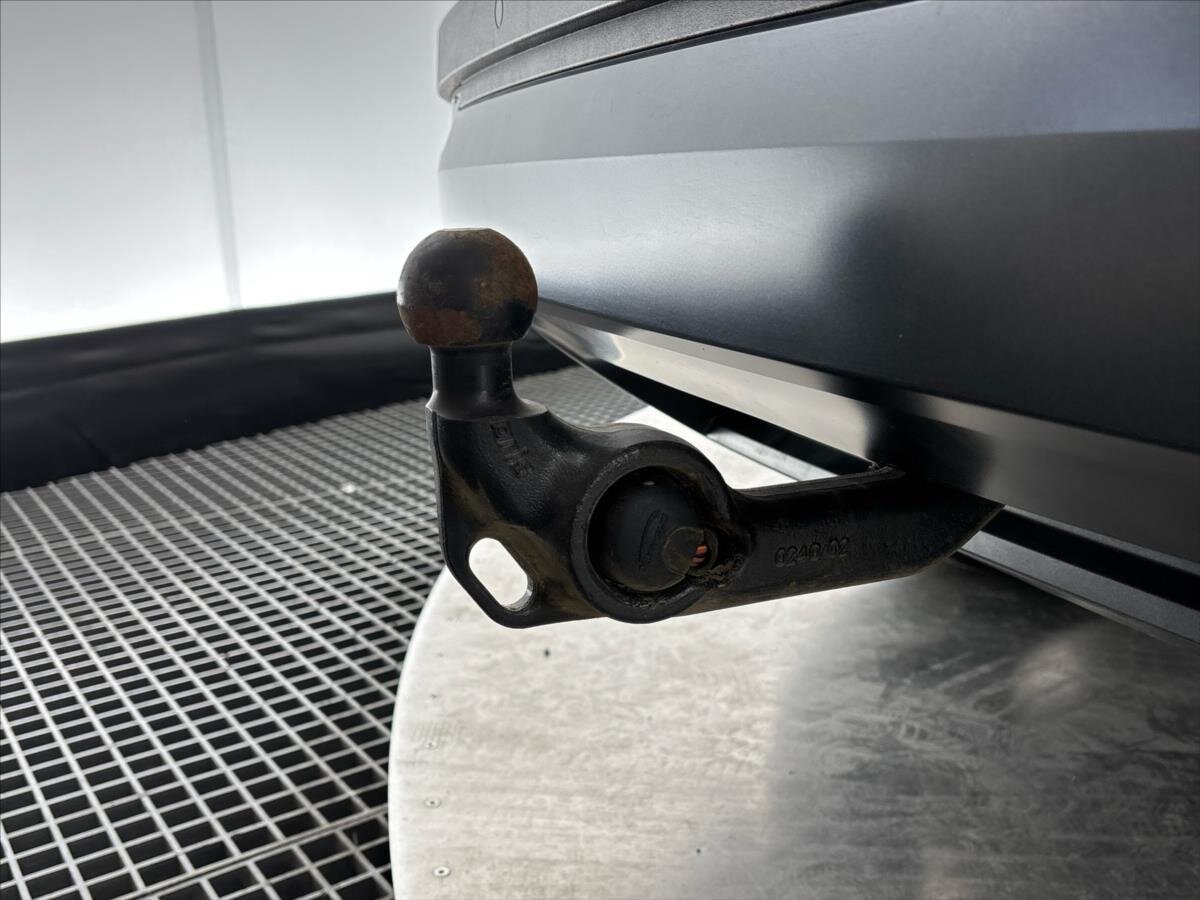 Škoda Karoq SUV / Terénní 1,5 l 110 kw