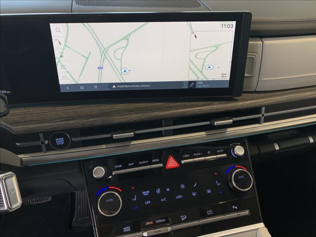 Hyundai Santa Fe SUV / Terénní 1,6 l 158 kw