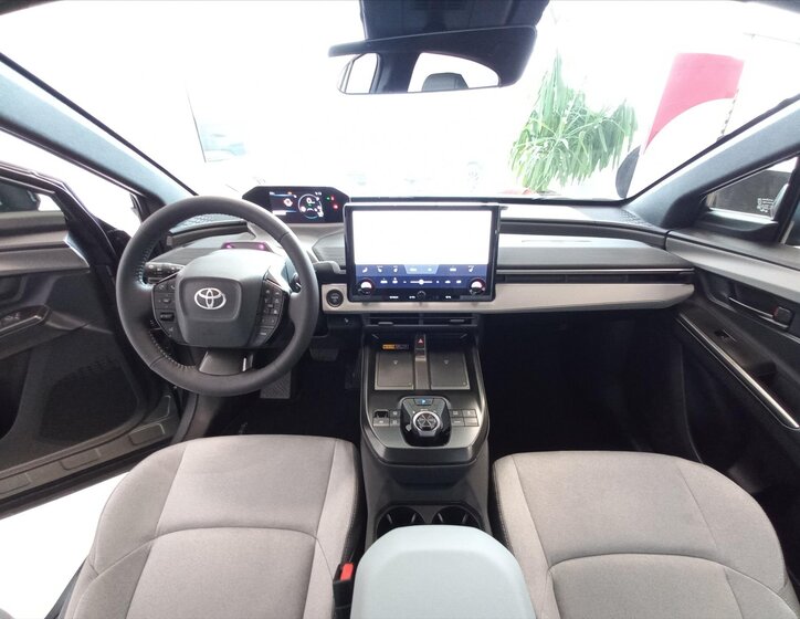 Toyota C-HR CUV / Crossover 0,0 252 kw