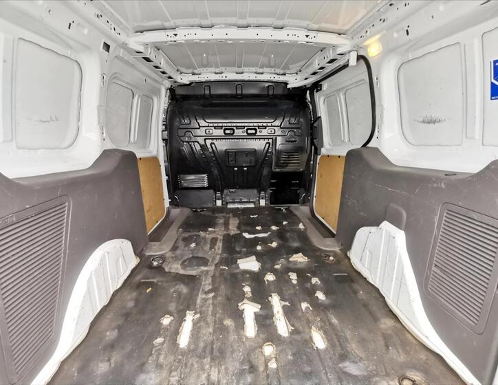 Ford Transit Connect 8