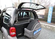 Jeep Cherokee Kombi 2,5 l 105 kw