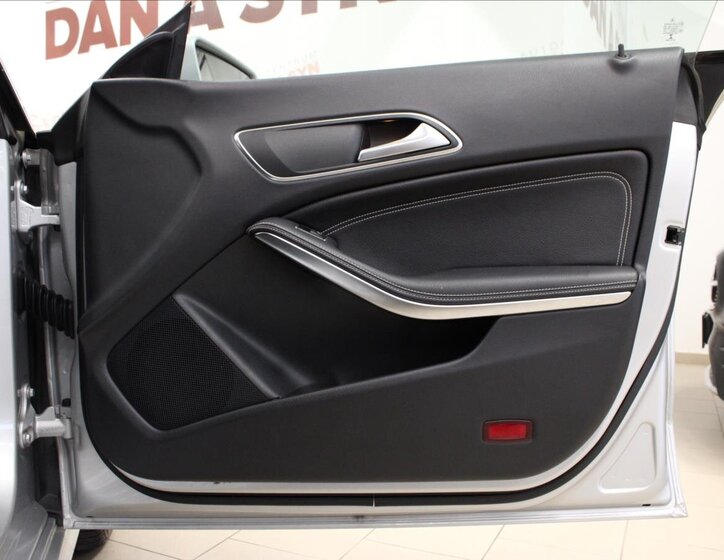 Mercedes-Benz CLA Kombi 2,1 l 100 kw