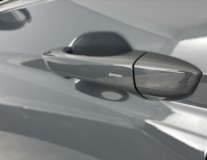 Volkswagen Touran MPV 1,5 l 110 kw