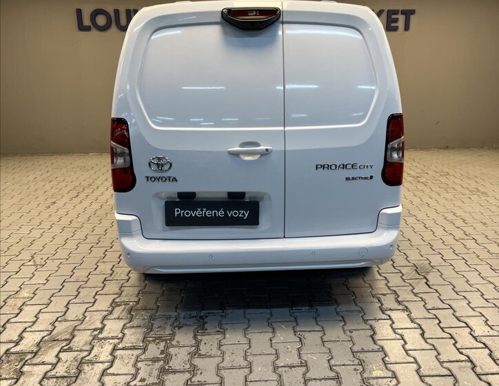 Toyota ProAce City 14