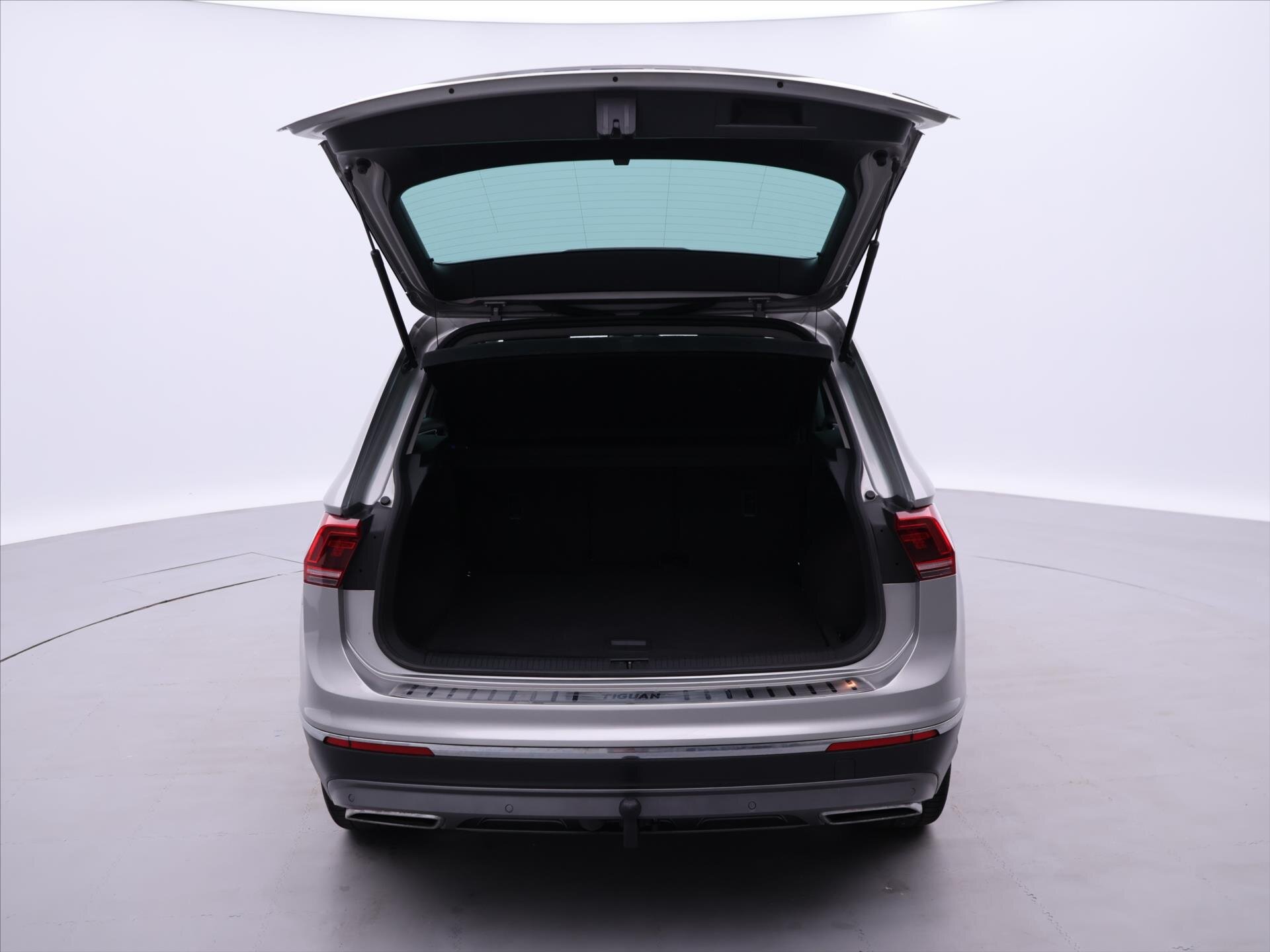 Volkswagen Tiguan SUV / Terénní 2,0 l 176 kw