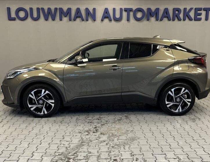 Toyota C-HR 3