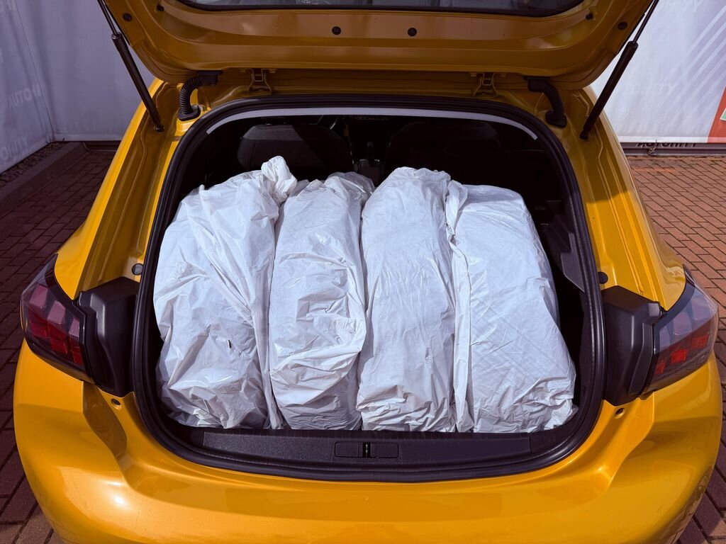 Peugeot 208 Hatchback 1,2 l 55 kw