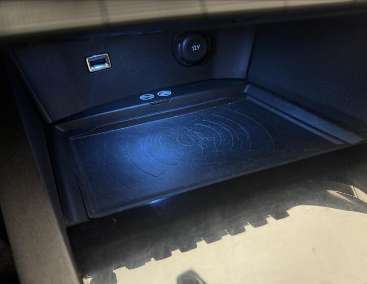 Peugeot 3008 SUV / Terénní 1,2 l 96 kw