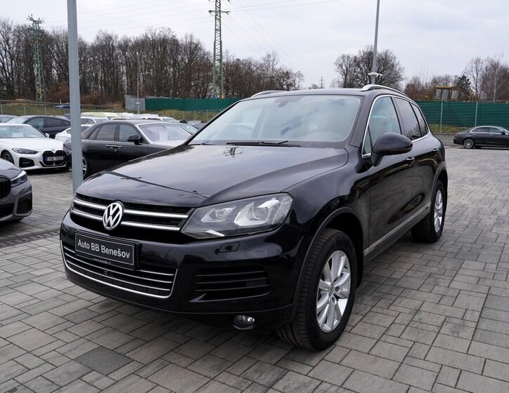 Volkswagen Touareg SUV / Terénní 3,0 l 176 kw