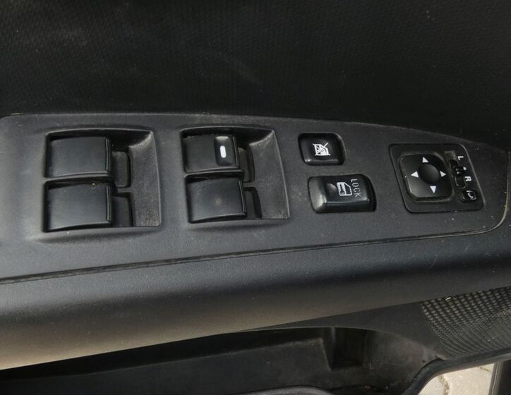 Citroën C-Crosser 17