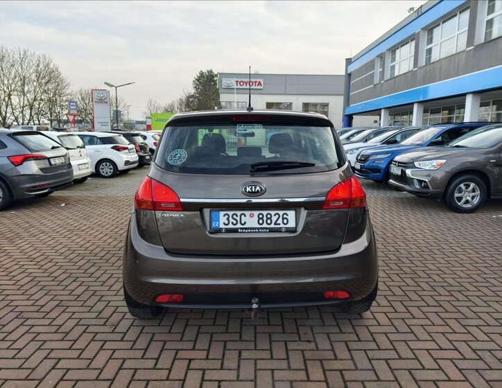 KIA Venga Hatchback 1,4 l 66 kw