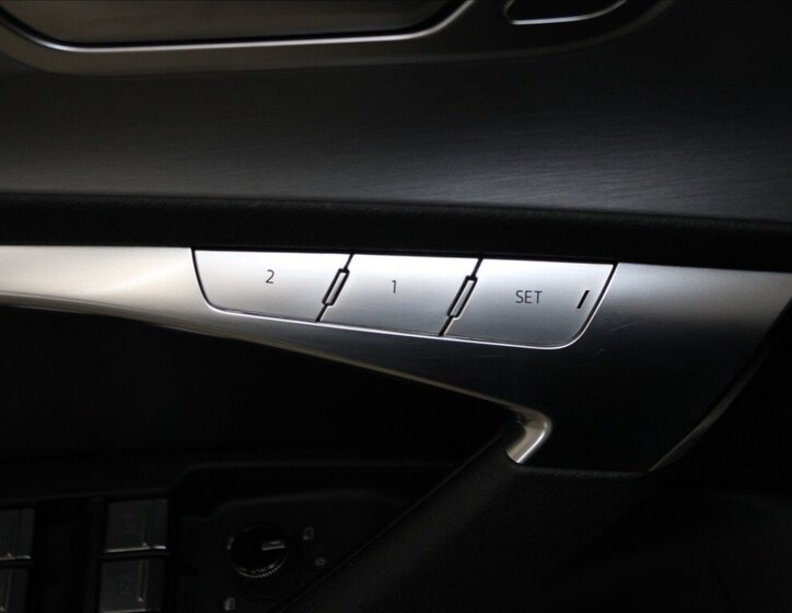 Audi A6 Sedan 3,0 l 210 kw