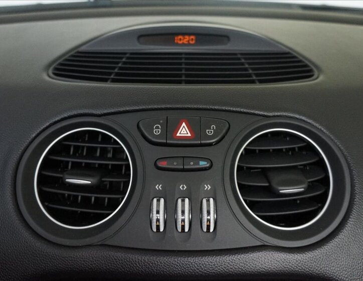 Mercedes-Benz SL Kabriolet 5,5 l 471 kw