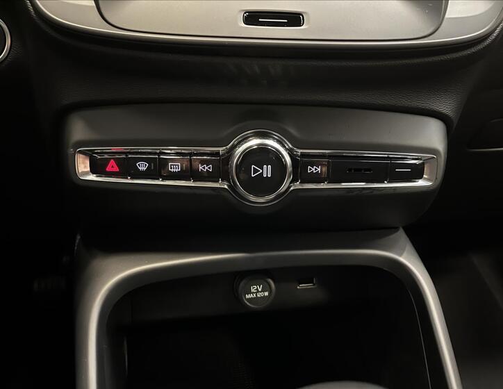 Volvo XC40 14