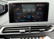 Peugeot 5008 SUV / Terénní 1,5 l 96 kw