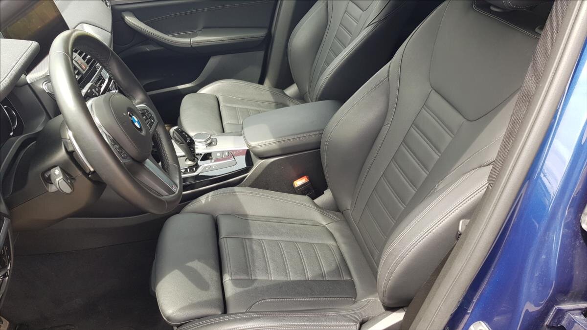 BMW X3 SUV 3,0 l 195 kw