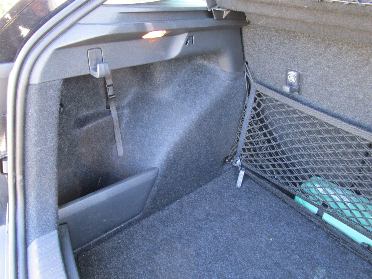 Škoda Scala Hatchback 999,0 85 kw