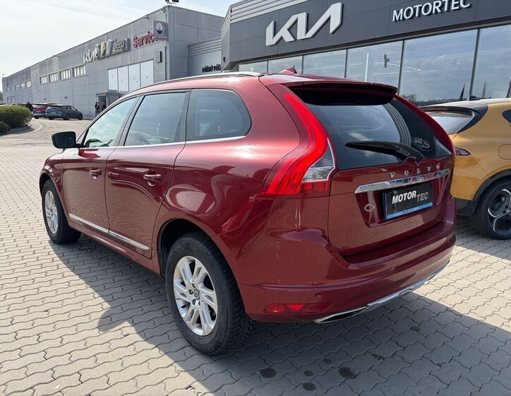 Volvo XC60 SUV / Terénní 2,4 l 133 kw
