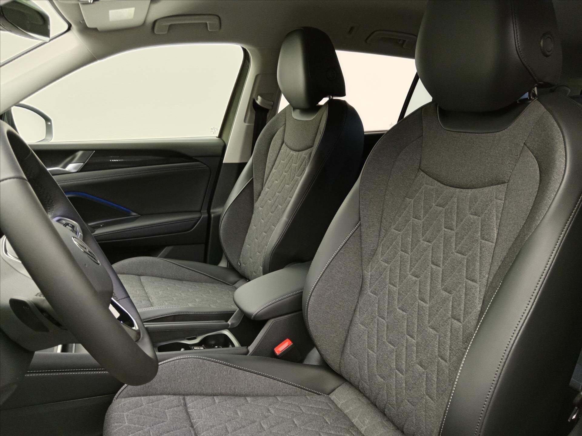 Volkswagen Tayron SUV / Terénní 1,5 l 110 kw