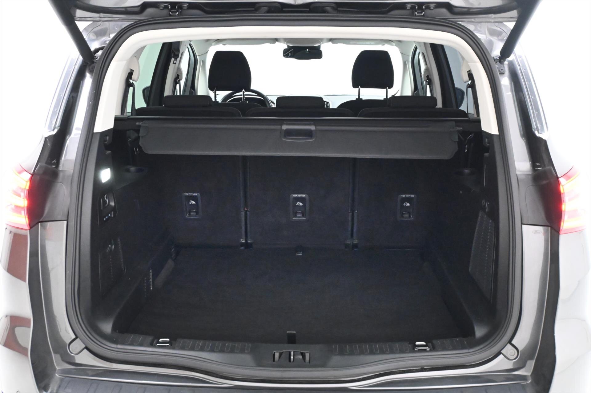 Ford S-MAX MPV 2,0 l 140 kw