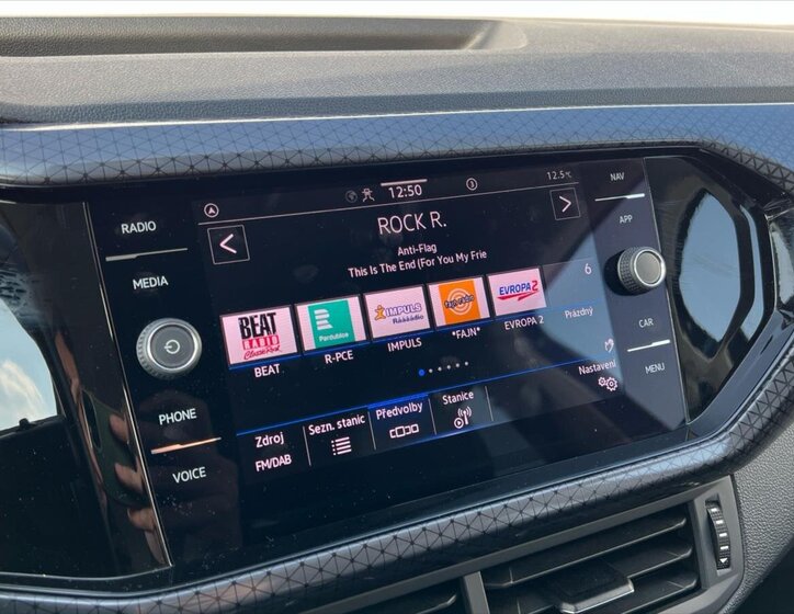 Volkswagen T-Cross Kombi 999,0 81 kw