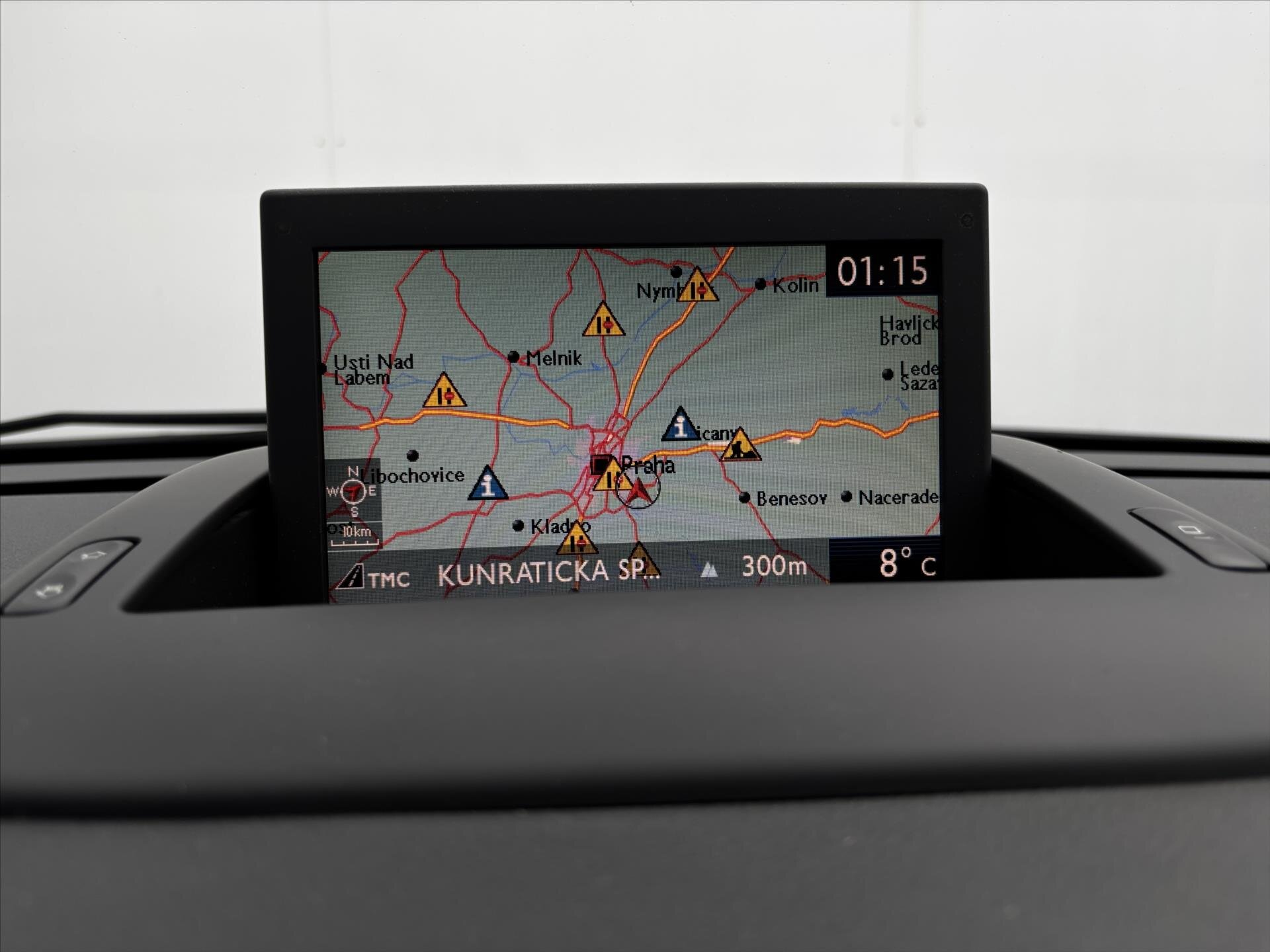 Peugeot 5008 MPV 2,0 l 120 kw