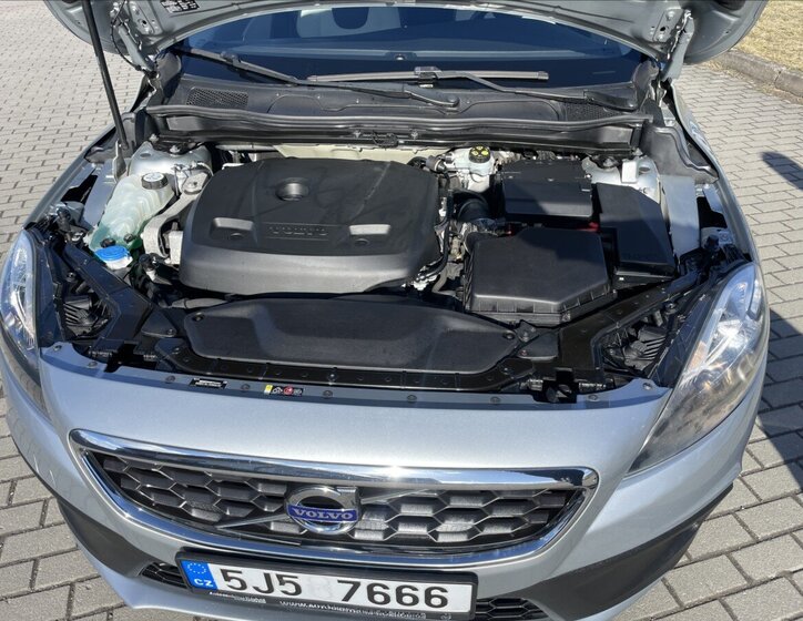 Volvo V40 Hatchback 2,0 l 140 kw