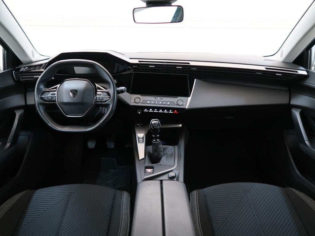 Peugeot 308 Kombi 1,5 l 96 kw