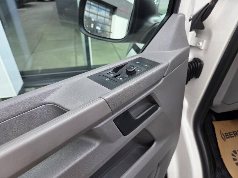 Volkswagen Transporter VAN-Minibus 2,0 l 110 kw