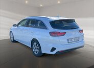 KIA Ceed 4