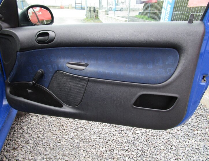 Peugeot 206 Hatchback 1,1 l 44 kw