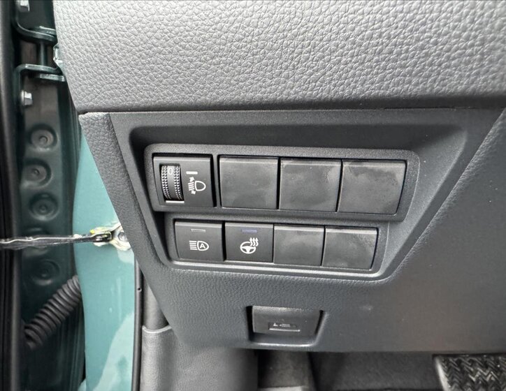 Toyota Yaris Hatchback 1,5 l 68 kw