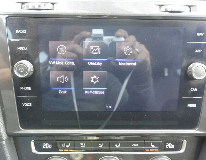 Volkswagen Golf Kombi 2,0 l 110 kw