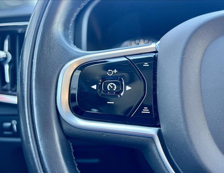 Volvo V90 Kombi 2,0 l 140 kw