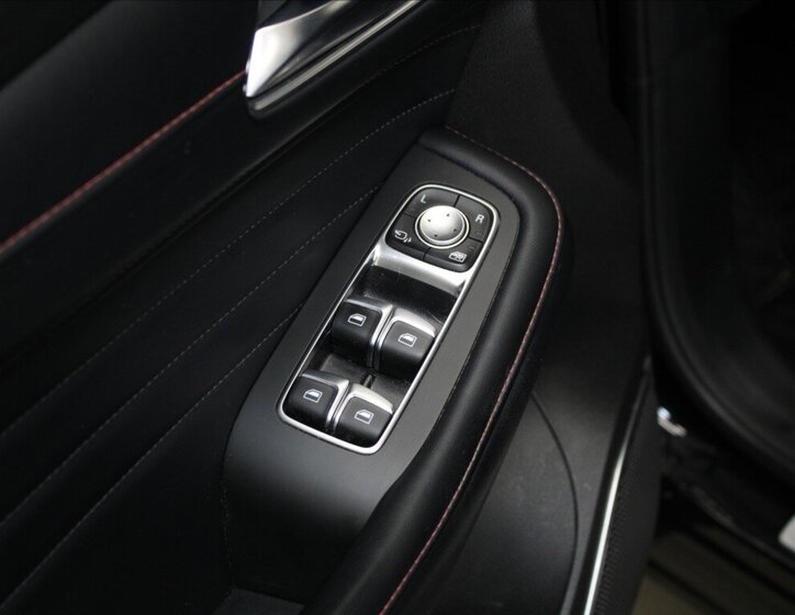 MG EHS SUV 1,5 l 190 kw