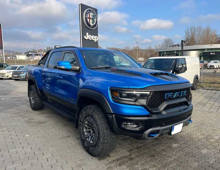 Dodge RAM 1500 Pick-up 6,2 l 523 kw