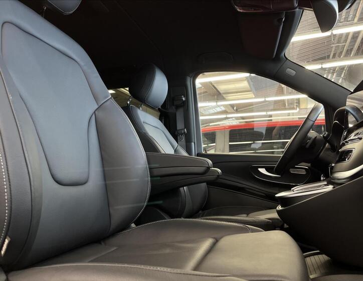 Mercedes-Benz Třídy V 15