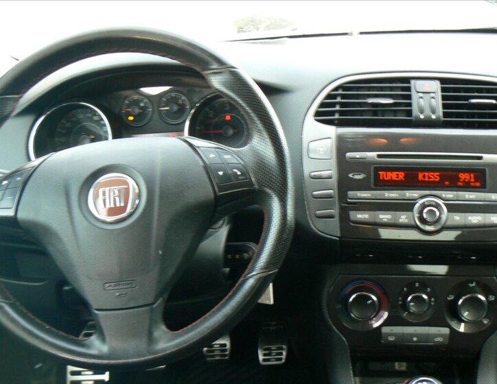 Fiat Bravo Hatchback 1,6 l 88 kw