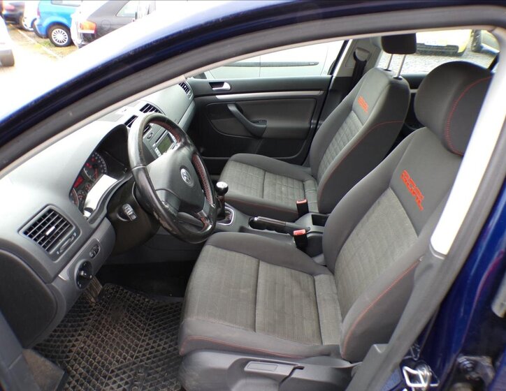 Volkswagen Golf Hatchback 1,4 l 59 kw