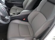 Toyota C-HR SUV 1,8 l 72 kw