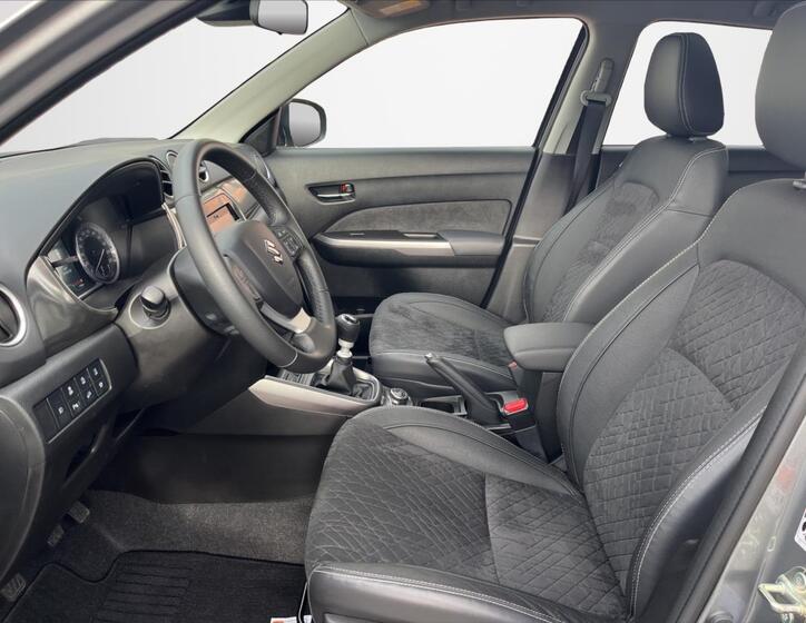 Suzuki Vitara 20