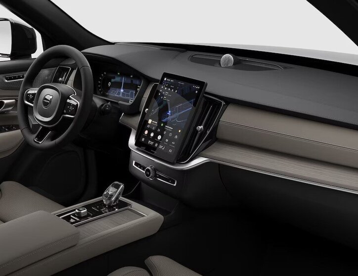 Volvo XC90 SUV / Terénní 2,0 l 338 kw